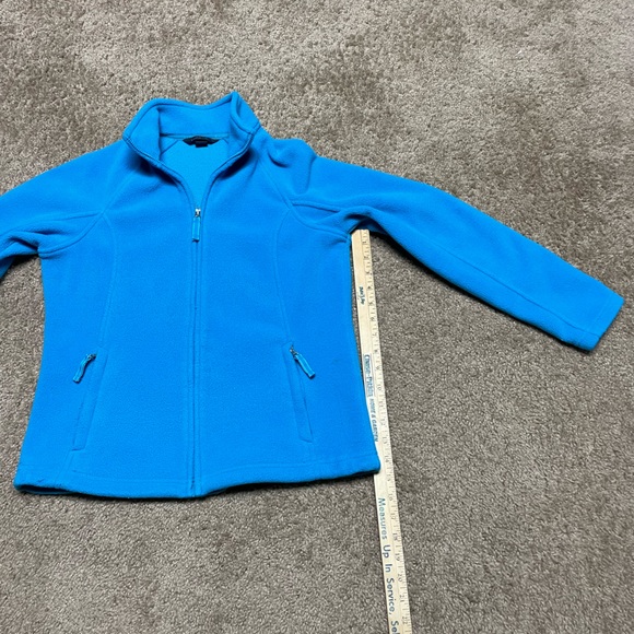LANDS END PETITE FLEECE FULL ZIP JACKET. SIZE SMALL/PETITE (6-8). BLUE. - Picture 5 of 8